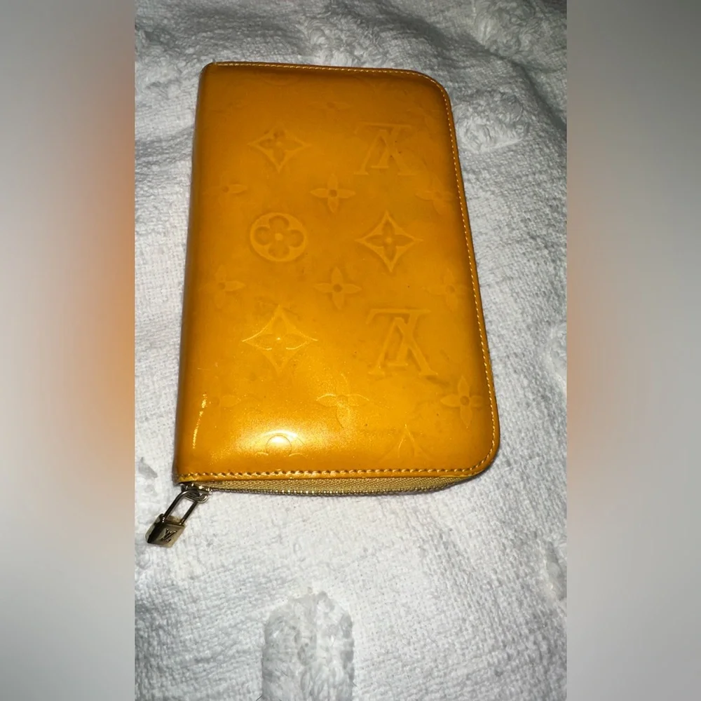 Authentic Yellow Louis Vuitton Yellow Vernis Wallet